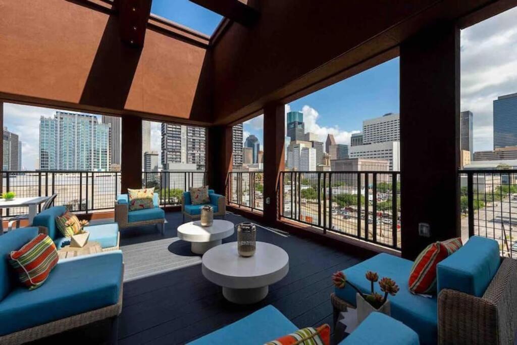 Luxury Apartment With King Bed And Pool And Free Parking 4 Houston Exterior foto